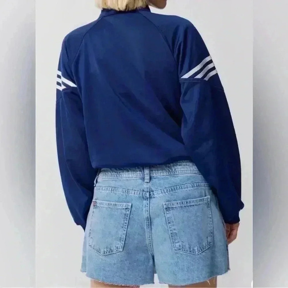 Urban Outfitters Black Denim Pleated Sorts Size 27 - Picture 11 of 11